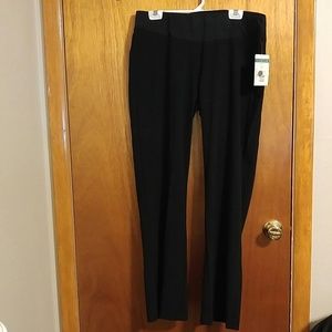 Three Seasons Maternity dress pants